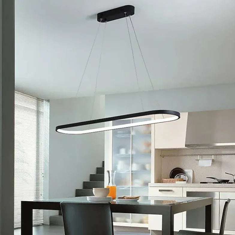 Sort Og Hvid Oval Ramme Led Spisebord Lysekrone