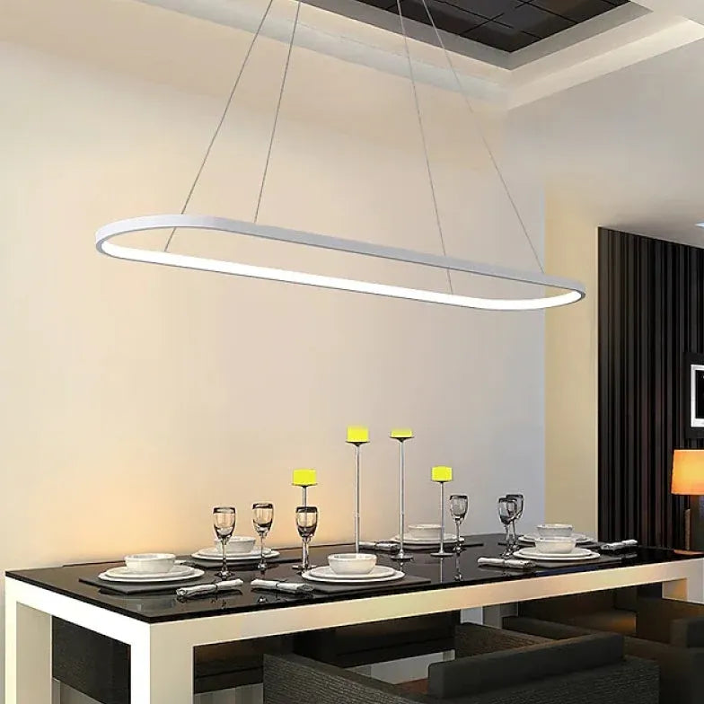 Sort Og Hvid Oval Ramme Led Spisebord Lysekrone
